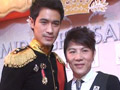 ชูชัย ดี๊ด๊า ได้กอด โฬม โต้! ประเคนเพชรให้
