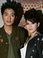 เหล่าดาราตบเท้าเข้าร่วมงานTV POOL 20th Star Party(ภาพคู่)