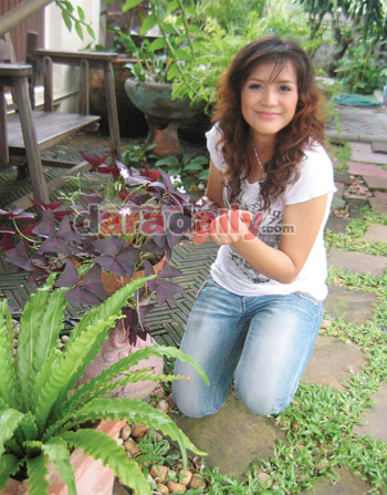 "เพลง-ร่มฉัตร"พาดูบ้านสงบกลางเมือง