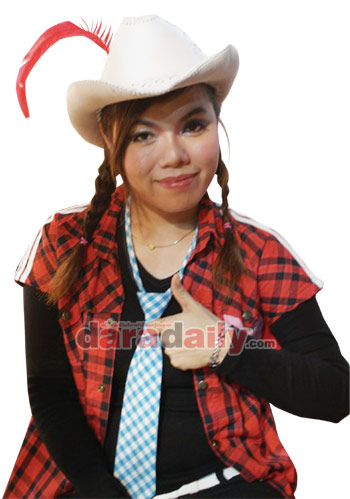 ดาวมหาลัย "สาวมาด เมกะแดนซ์" โดนใจแฟนหมอลำยันเด็กมหาลัย