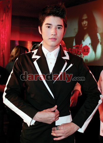 มาริโอ้ เมาเร่อ, เทคโอเวอร์, ปั๊มน้ำมัน, โรงงานสารส้ม