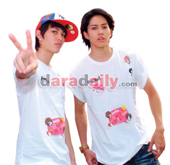 "กอล์ฟ-ไมค์"แก้มช้ำ เสียจุ๊บให้"สาวน้อย"