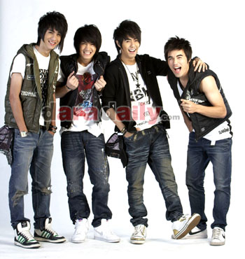 “บี-โอ-วาย” แก้มปริ ! เพลง “เหงาจังเลย” โดนใจคนไร้คู่ 