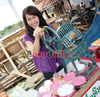 "ติ๊กBB"ตามหาเนื้อคู่ หลบร้อนพาทัวร์เกาะเกร็ด