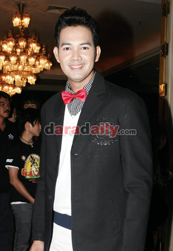 คู่รักแม่ช่วยลุ้น"เอก"หวาน"กวาง-ฟ้ารุ่ง"