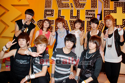 "ทีนพลัสโชว์"พาหนุ่ม"วงซิง"แลกเปลี่ยนภาษา"เฟย์ ฟาง แก้ว"
