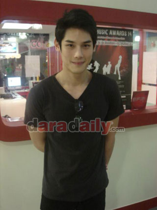 กันต์ ดังแล้วฉาว ลืออัพดั้ง &ขาวีน