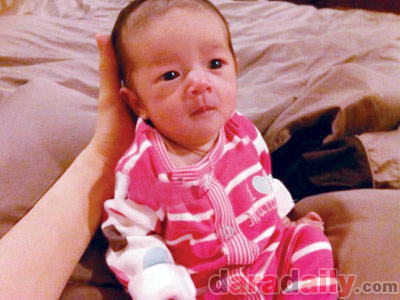 เหมือนแม่"น้องณดา"ลูกสาว"กบ" เหมือนแม่"น้องณดา"ลูกสาว"กบ"