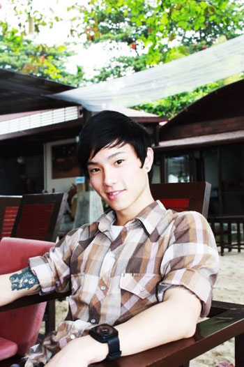 “ไมค์” แจงคุย “ผิง” แค่เพื่อน โบ้ยถาม “โบวี่” เองหึงรึเปล่า