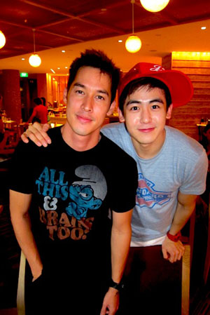 “อั๊ต” กระชับ “คุณ” แนบแแน่นไม่ห่างกาย
