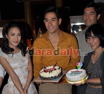  “อ๋อม” แก้มปริเค้กเซอร์ไพรส์วันเกิด