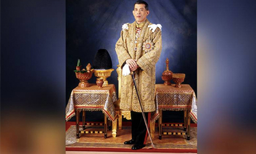 พระราชประวัติและพระราชกรณียกิจใน "สมเด็จพระเจ้าอยู่หัว รัชกาลที่ 10"   