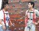 “สงกรานต์” ฟิตจัด! โชว์กล้ามปีนผาจำลอง