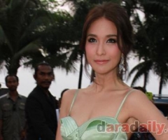 "พลอย" ลั่น! ไม่ศรัทธาเรื่องแต่งงาน บอก "พี่ต้าร์" เข้าใจ "พลอย" ลั่น! ไม่ศรัทธาเรื่องแต่งงาน บอก "พี่ต้าร์" เข้าใจ