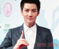 "กอล์ฟ" ปัดถ่ายแบบคู่ "เคธี่" แจงแค่ไปช่วยงานเฉยๆ