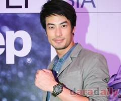 "บอย ปกรณ์" งงข่าวตามจีบ "ริชชี่" "บอย ปกรณ์" งงข่าวตามจีบ "ริชชี่"