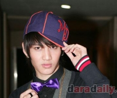 "กอล์ฟ" โล่ง พ่อแม่ไฟเขียวคบ "เคธี่" "กอล์ฟ" โล่ง พ่อแม่ไฟเขียวคบ "เคธี่"