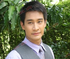 "ป้อง" โต้! เป็น "พระเอกป.โดนกะเทยกิน" "ป้อง" โต้! เป็น "พระเอกป.โดนกะเทยกิน"