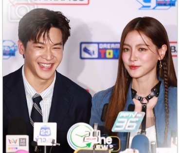 งาน "GUNDAM Docks at THAILAND" นำทัพความสนุกโดย 2 นักแสดงคู่ซี้ "มาร์ช-จุฑาวุฒิ, ใบเฟิร์น-พิมพ์ชนก"