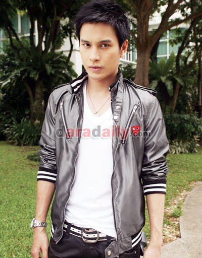 "โอ-อนุชิต สพันธ์ุพงษ์"ไร้พันธะ
