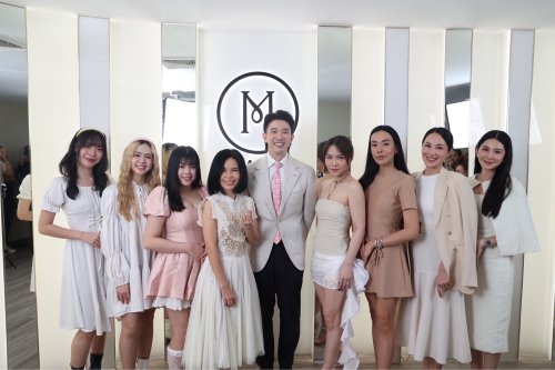 สุดอบอุ่น 8 สาวคนดังตบเท้าร่วมงาน อัปเดตเทรนด์ศัลยกรรม