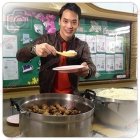 "บี้ สุกฤษฎิ์" ชวนน้องกินข้าวเนื่องในวันเด็ก