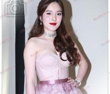 "ปันปัน สุทัตตา" ออกงานในสุชสวยสีชมพู