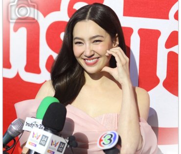 งาน Meet & Greet : Farmhouse x Bella พบ "เบลล่า ราณี"