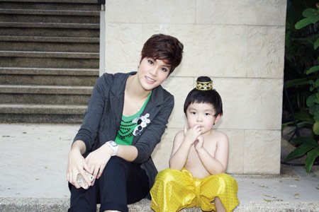 "เจี๊ยบ" ถูกกุมารทองป่วน Wedding Studio กระเจิง