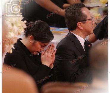 พิธีพระราชทานเพลิงศพ "แม่เล็ก" แม่นักแสดงสาว "ตั๊ก บงกช"