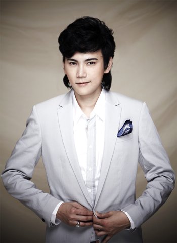 “วุฒิ-ศักดิ์ คลินิก” เดินหน้าฉลอง 100 สาขา 