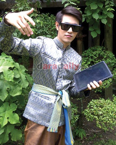 พระรองขโมยซีน