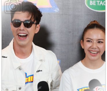 บรรยากาศพิธีบวงสรวงภาพยนตร์เรื่อง "มานะแมน" โดยมีนักแสดงนำ "นาย ณภัทร , จ๊ะ นงผณี"