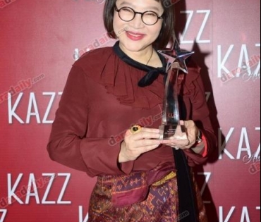 รวมภาพคนบันเทิงร่วมงาน KAZZ Awards
