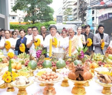 “เจษ” เขิน หวานใจเรียนต่ออังกฤษ