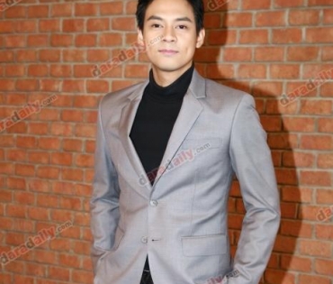 “เจษ” เขิน หวานใจเรียนต่ออังกฤษ