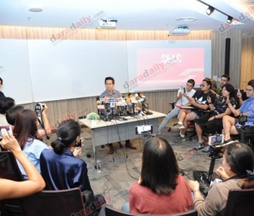 "ตุ๊ ธนานันต์" แถลงขอโทษคบ "จ๋า" จริง! แต่ยังไม่ได้หย่าภรรยาเก่า