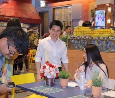 “เมย์ พิชญ์นาฏ" แฮปปี้เปิดตัวคบ "เอ็ดดี้ วริศ" ไม่ปฏิเสธใช้สถานะแฟน