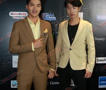 เหล่าดาราตบเท้าเดิน Black carpet งานประกาศรางวัล daradaily Awards ครั้งที่ 8