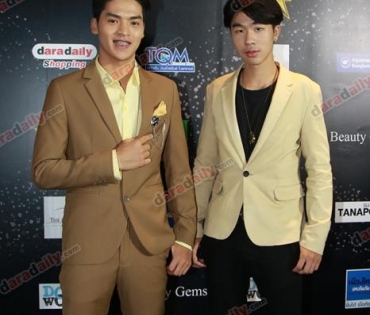 เหล่าดาราตบเท้าเดิน Black carpet งานประกาศรางวัล daradaily Awards ครั้งที่ 8