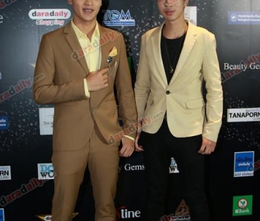 เหล่าดาราตบเท้าเดิน Black carpet งานประกาศรางวัล daradaily Awards ครั้งที่ 8