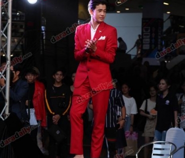 บรรยากาศงาน The Longest Runway@Icon Siam