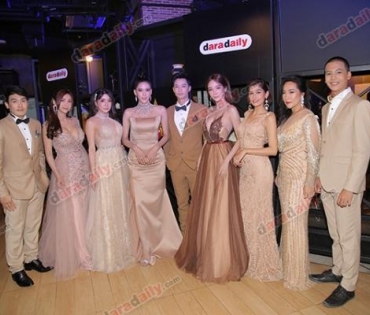 เหล่าดาราตบเท้าเดิน Black carpet งานประกาศรางวัล daradaily Awards ครั้งที่ 8