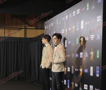 เหล่าดาราตบเท้าเดิน Black carpet งานประกาศรางวัล daradaily Awards ครั้งที่ 8