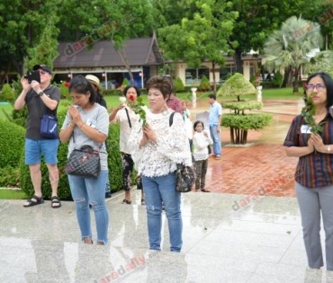 TQM ชวนนุ่งโจง-ห่มสไบ เที่ยววิถีไทย 3 รัชกาล เส้นทางสำราญจากสมุทรสงครามสู่เพชรบุรี