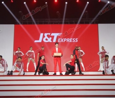 "มาริโอ้-เนย" เปิดตัว J&T Express