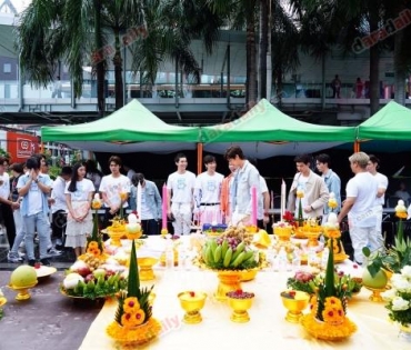 บวงสรวงซีรีส์ Why R U The Series