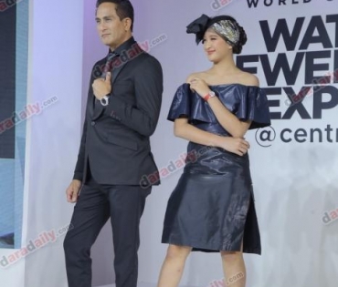 "ญาญ่า" ร่วมงาน Jewely