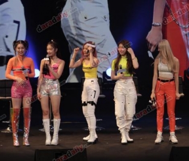 Shopee fansign x ITZY