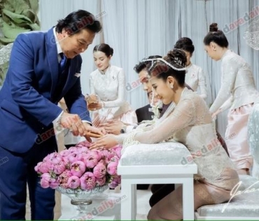 งานมงคลสมรส "ใบเตย-ดีเจแมน"